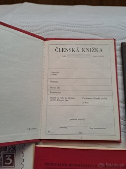 Členské preukazy,katalóg známok atď - 8
