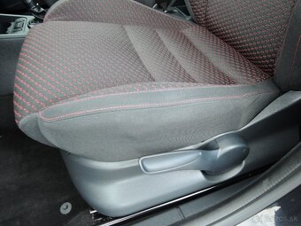 Škoda Fabia, 1,4 TSi RS DSG 180 PS Servis 2012 - 8