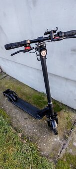 Elektrická kolobežka - 8