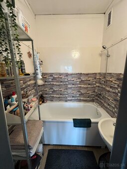 Prenájom 2 - izbového bytu - 8