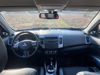 Predám MITSUBISHI Outlander - 8