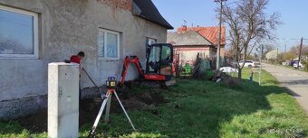 Ponúkame zemné,výkopové a búracie práce - 8