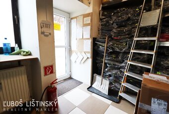 PRENÁJOM Obchodný priestor 172m2 na Nám. Sv. Egídia - Reduta - 8