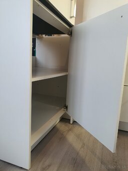 Kuchynská linka Ikea Knoxhult - 8