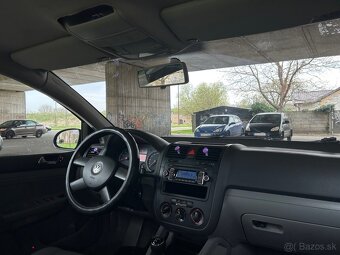 VW Golf 5 - 8
