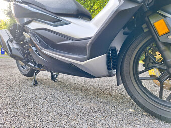 Honda Forza 350 smart TOP BOX - 8