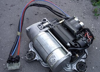 Kompresor BMW X5 E53 , E39 . - 8