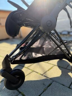 Cybex Coya - 8