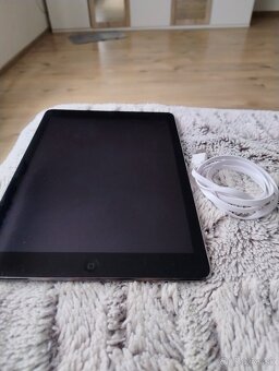 Apple Ipad Air - 8