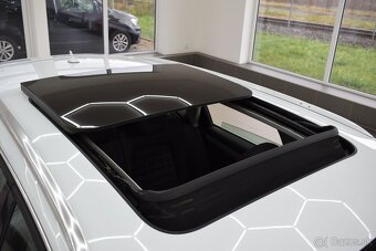 Audi A4 2,0 TDi, 140KW,QUATTRO,S-LINE - 8