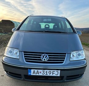 Volkswagen Sharan 1.9 TDI,Highline,7miestny,2009,serviska - 8