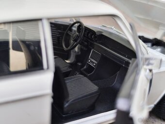 Predám BMW 2002 ti - NOVÝ, KOVOVÝ MODEL ( OTVÁRATEĽNÉ DVERE - 8