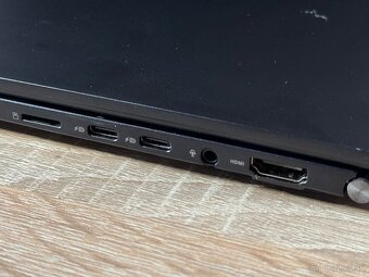 Asus Zenbook - Super stav, ryzen 5 7530U 16gb ram - 8