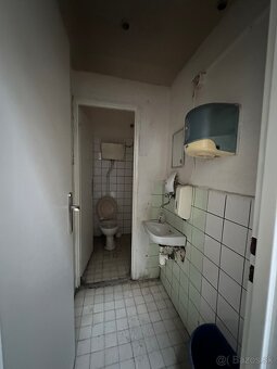 Na predaj tehlová budova na podnikanie v Gelnici - 8