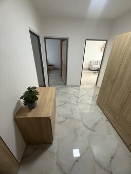 Prenájom krásny 2-izbový byt Žilina, Vlčince - 8