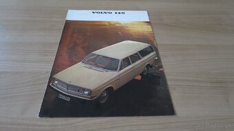Prospekty Saab a Volvo 50. až 90. léta. - 8