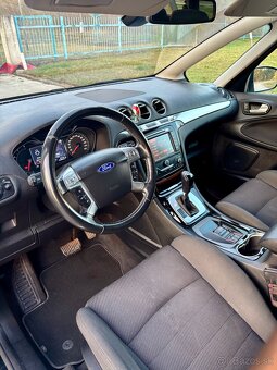 Ford S-max - 8