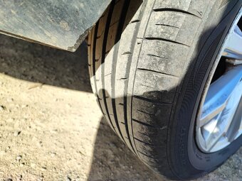 Rozpredám VW Passat b8 2.0 TDI highline - 8
