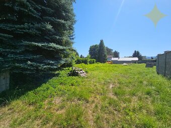 PRIEVIDZA – Staré sídlisko / DOBRÁ POLOHA / Pozemok 1350 m2, - 8