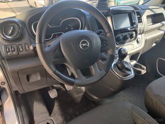 Opel Vivaro - 8
