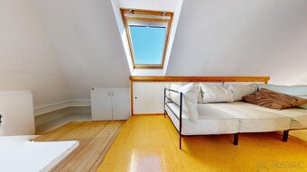 3 izb. PODKROVNÝ BYT PRI HRADE - Tvarožkova ul.- Staré Mesto - 8