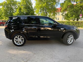 Land Rover Discovery Sport - 8