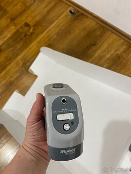 Predám vysávač irobot scooba - 8