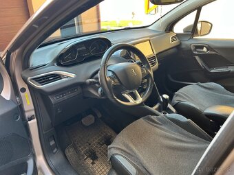 Predám Peugeot 208 automat - 8