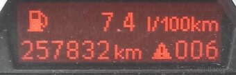BMW 118d 2.0 90 kW, r. 2005 - 8