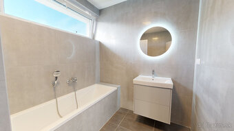 NOVOSTAVBY NOVÉ ZÁMKY - Pekné 4.izb.rodinné domy typu bungal - 8