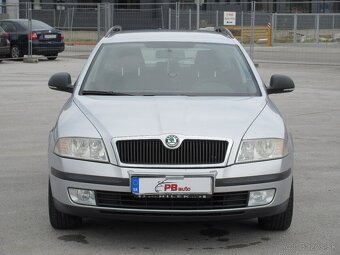 Škoda Octavia Combi 1.6 Tour II - 8