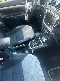 Škoda Octavia RS - 8