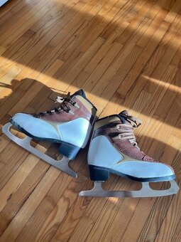 Detské korčule(koliečkové,ľadové) - 8