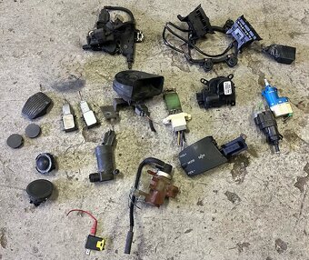 Predam vsetko za 100e Ford Focus MK2 - 8