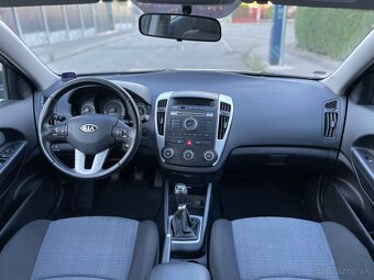 Kia Ceed SW 1.4 CVVT, 2011, 1. Majiteľ - 8