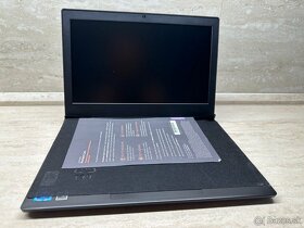 Lenovo IdeaPad 3 Chromebook (11") - 8