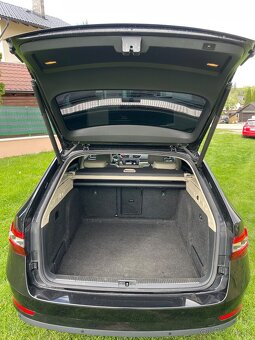 Škoda superb III L&K - 8