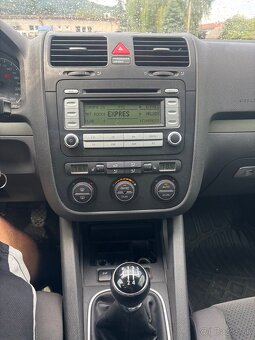 Volkswagen Golf 5 1.9 TDi - 8