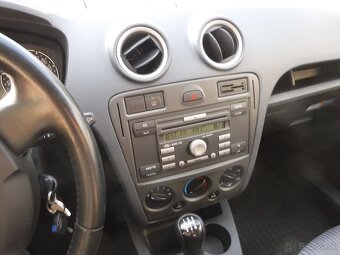 Ford Fusion Comfort - 8