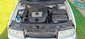 Škoda Octavia Combi Tour 1.9 TDI 74 kW 101k - 8