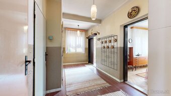 Rodinný dom s potenciálom v Senci – tichá lokalita, veľký po - 8