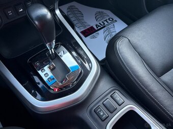 Nissan Navara DoubleCab dCi 190 Tekna A/T - 8