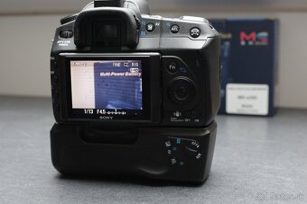 Sony A350 + 18-55mm + batterygrip - 8