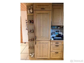 Velká masivní kuchyň vč. spotřebičů, 3398 - 8
