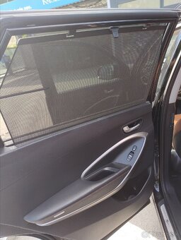 Hyundai Santa fe Grand - 8