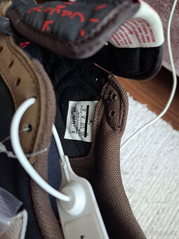 Predám tenisky Nike Air Jordan 1 travis scott - 8