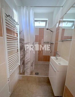 EXKLUZÍVNY 2i byt ( 72 m2 ), REKONŠTRUKCIA, CENTRUM, Dobrovi - 8