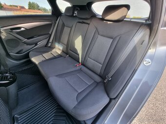 Hyundai i40 CW 1.7 CRDi HP Business A/T za 9.990 € - 8