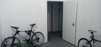 Investičná príležitosť dobre prenajatý väčší 1i byt v DCA - 8