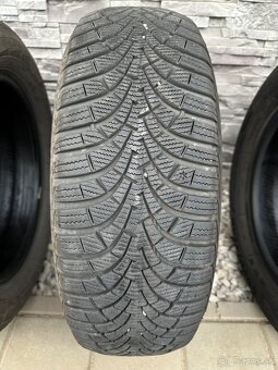 205/60 R16 92H zimné GOODYEAR - 8